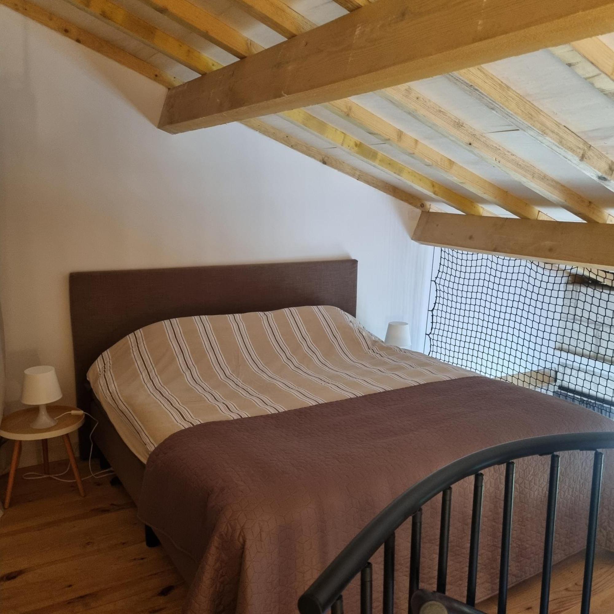 Chateau Neuf Le Desert Le Pizou Стая снимка